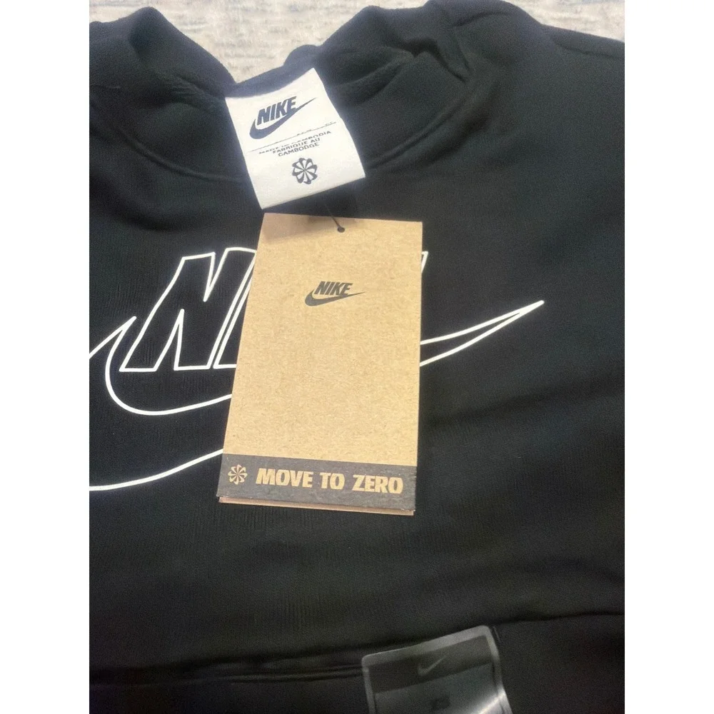 NIKE Youth Unisex Black Crew Neck‎ Sweatshirt Long Sleeve Size XS NWT